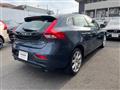 2017 Volvo V40