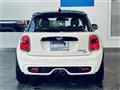 2017 BMW MINI