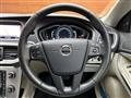 2019 Volvo V40