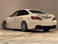 2018 Toyota Crown Hybrid