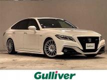 2018 Toyota Crown Hybrid