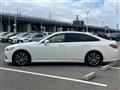 2018 Toyota Crown Hybrid