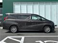 2019 Toyota Alphard Hybrid