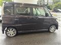 2011 Nissan ROOX