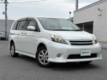 2012 Toyota Isis