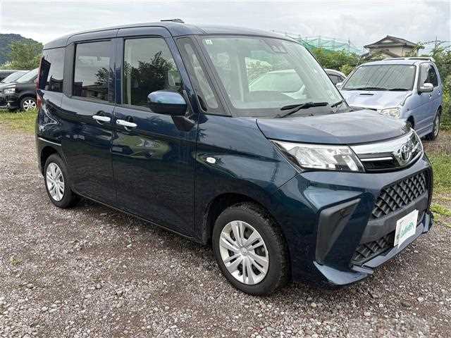 2021 Toyota Roomy
