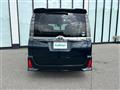 2016 Toyota Voxy
