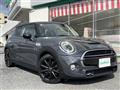 2019 BMW MINI