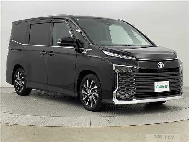 2023 Toyota Voxy