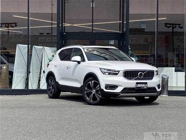 2021 Volvo XC40