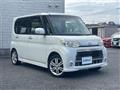2011 Daihatsu Tanto