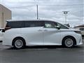 2025 Toyota Alphard Hybrid