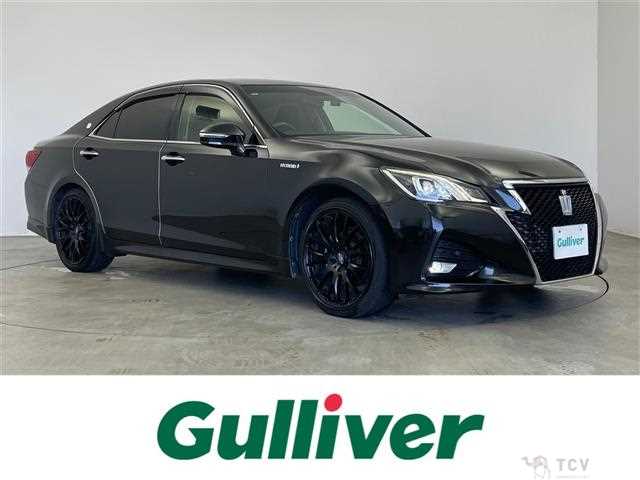 2015 Toyota Crown Hybrid