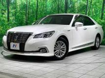 2015 Toyota Crown Hybrid