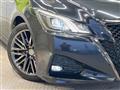 2017 Toyota Crown Hybrid