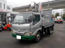2013 Hino Dutro