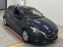 2016 Mazda Demio
