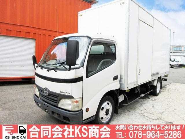 2009 Hino Dutro