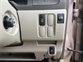 2011 Daihatsu Tanto