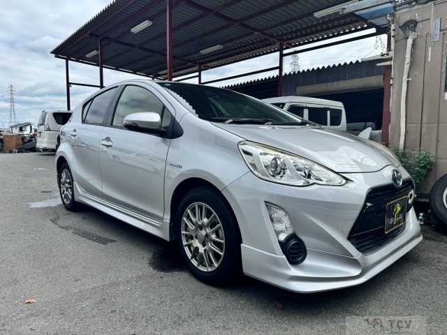2015 Toyota AQUA