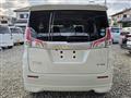 2016 Mitsubishi Delica