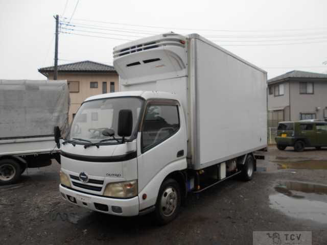 2009 Hino Dutro