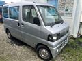 2010 Nissan Clipper Van