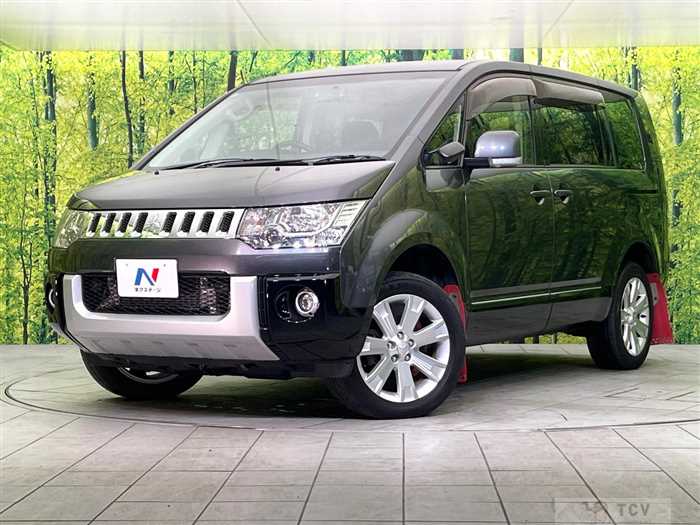2018 Mitsubishi Delica D5