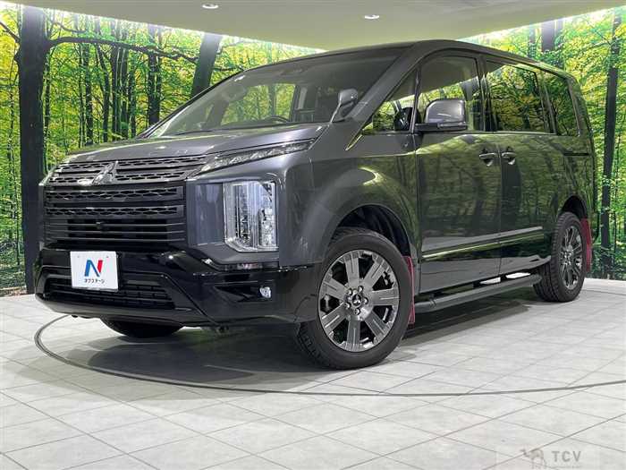 2021 Mitsubishi Delica D5