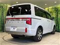 2024 Mitsubishi Delica D5