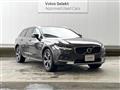 2022 Volvo V90