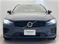 2025 Volvo V60