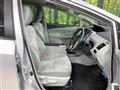 2014 Toyota PRIUS α