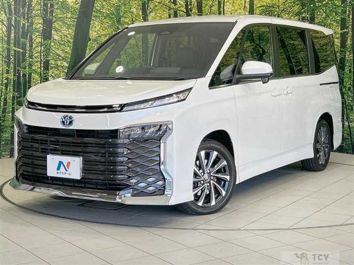 2025 Toyota Voxy