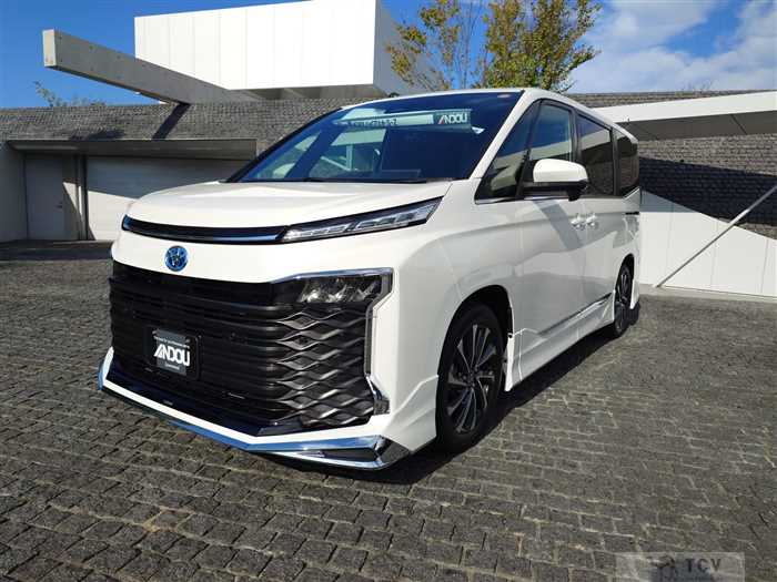 2023 Toyota Voxy