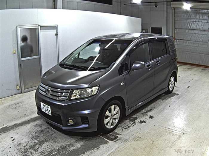 2011 Honda Freed Spike