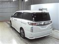 2013 Nissan Elgrand