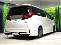 2015 Toyota Alphard Hybrid