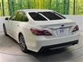 2018 Toyota Crown Hybrid