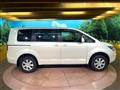 2017 Mitsubishi Delica D5