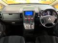 2012 Mitsubishi Delica D5