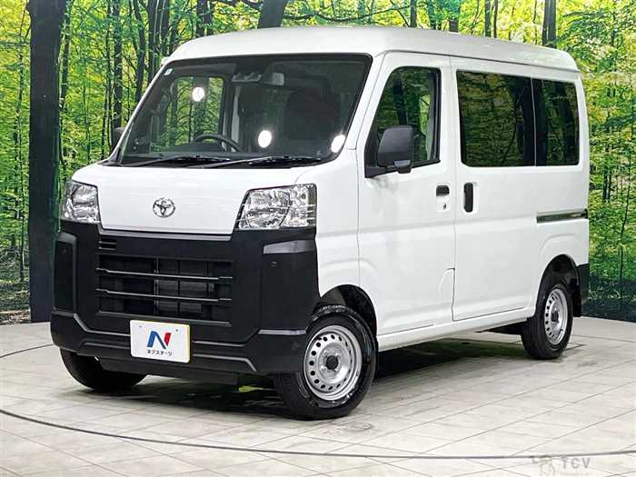 2025 Toyota PIXIS VAN