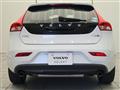 2020 Volvo V40