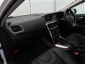 2020 Volvo V40