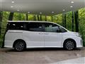 2016 Toyota Voxy