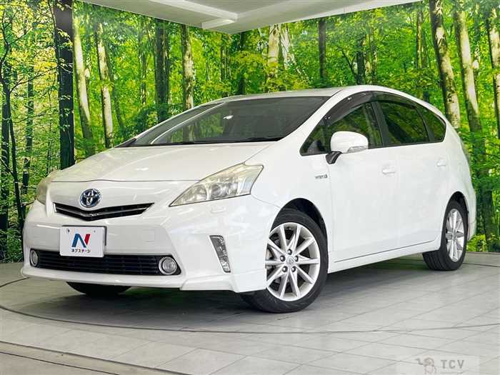 2012 Toyota PRIUS α