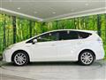 2012 Toyota PRIUS α