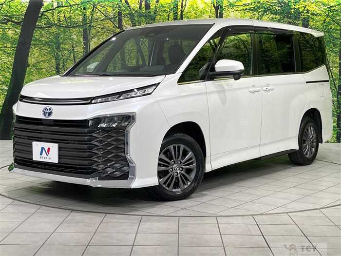 2022 Toyota Voxy