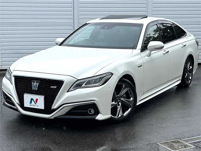 2018 Toyota Crown Hybrid