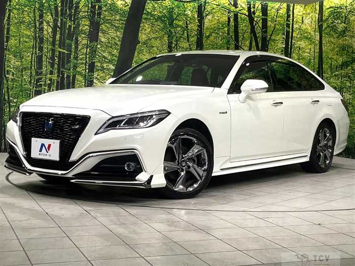 2020 Toyota Crown Hybrid